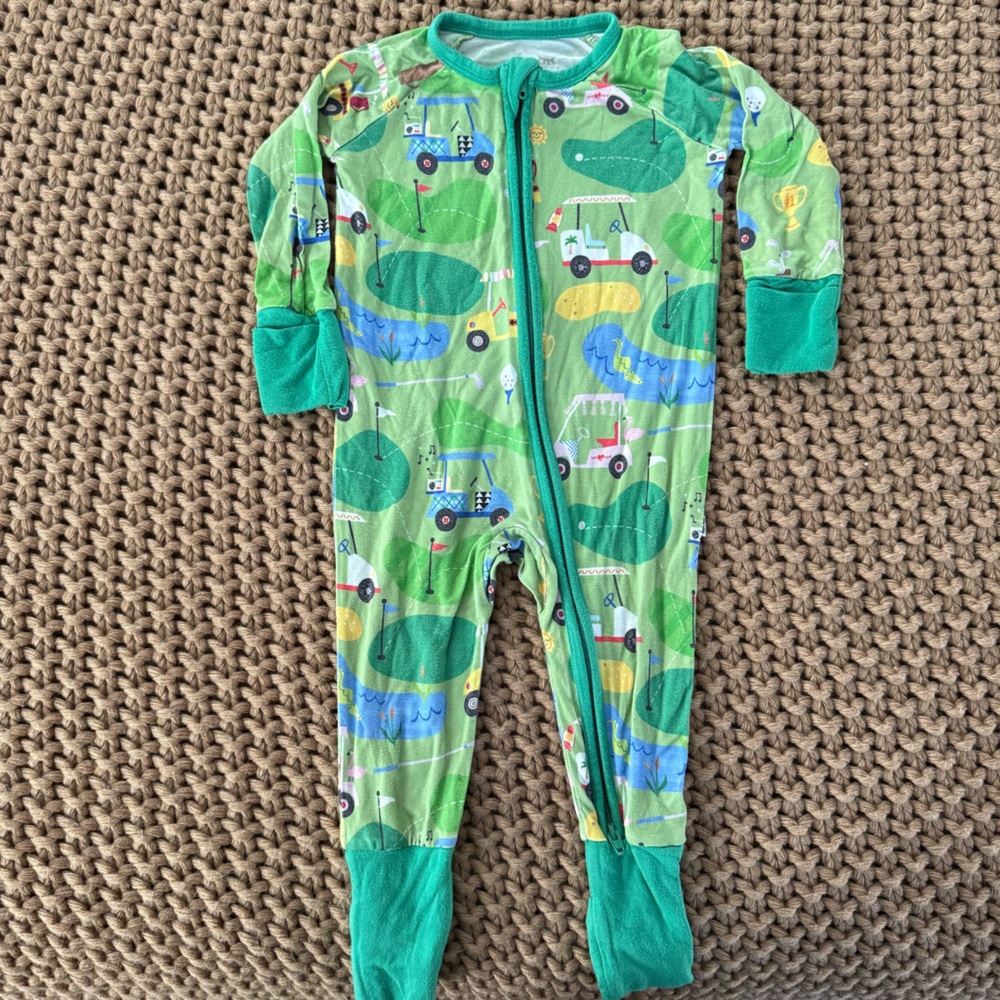 Little sleepies pjs 3-6 months golf